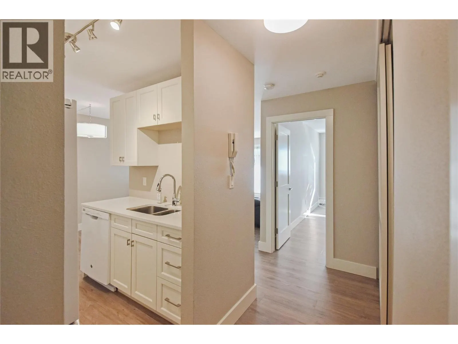 2011 2nd St N Unit# 307