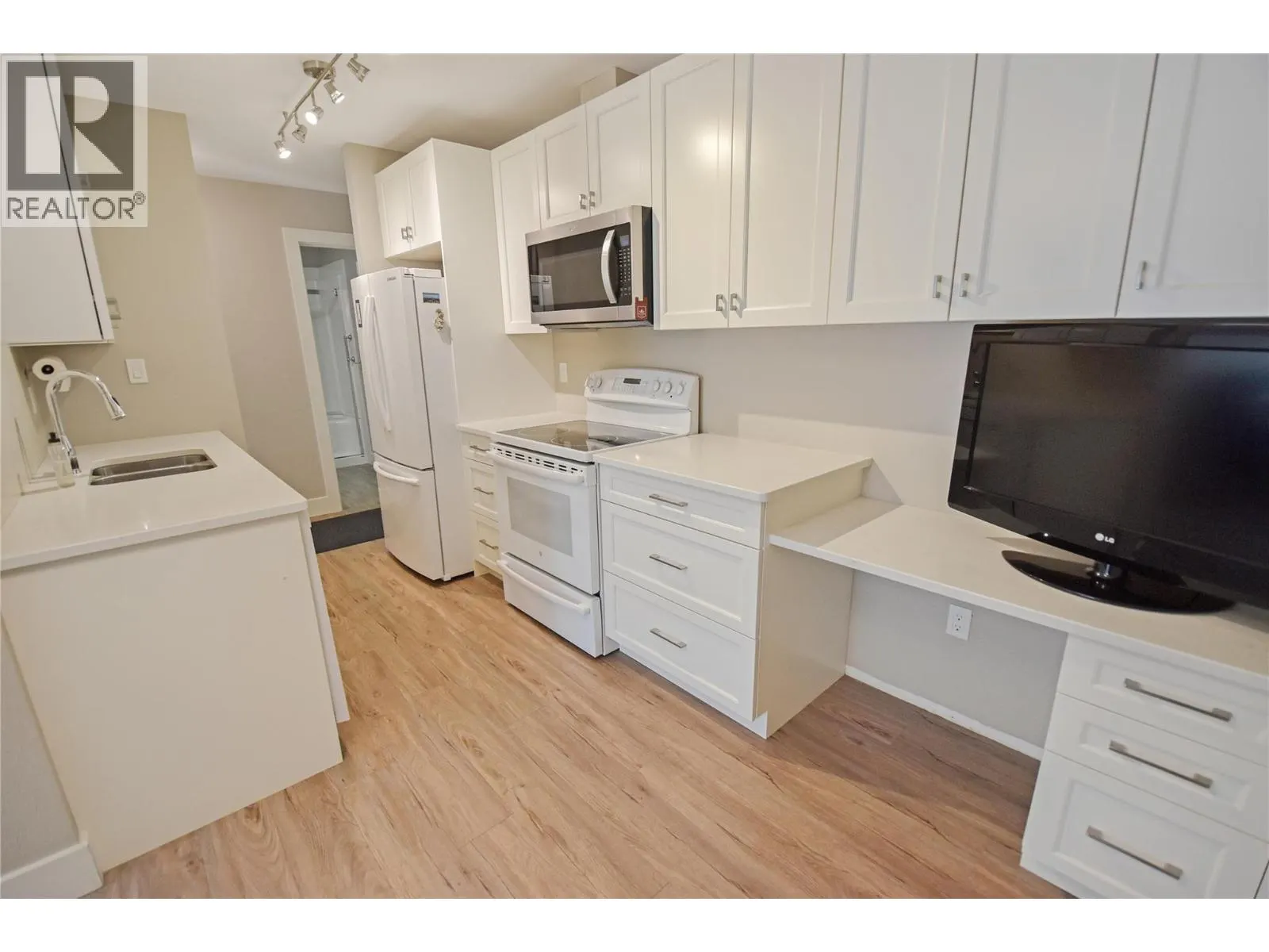 2011 2nd St N Unit# 307