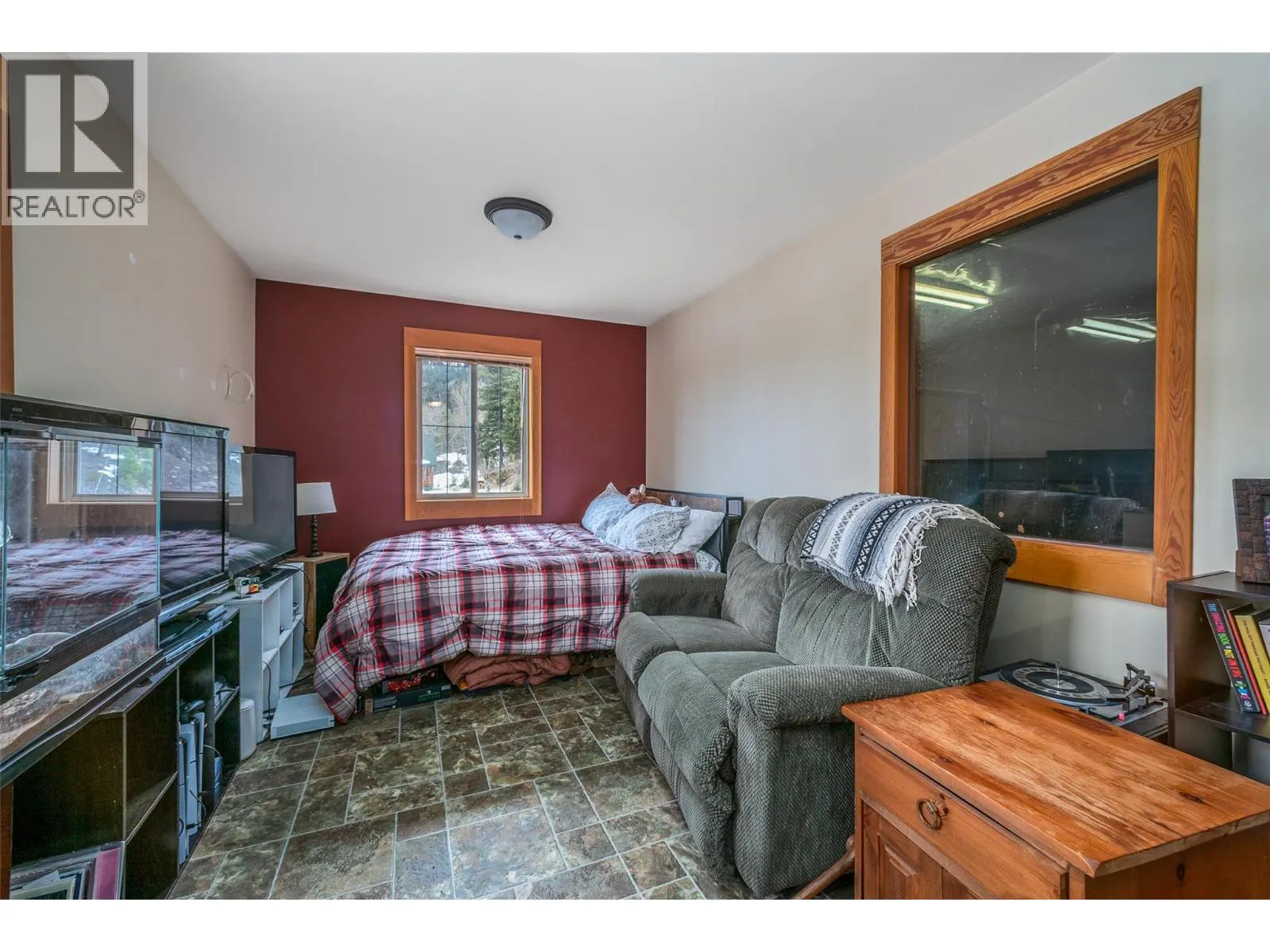 95 & 105 Dale Avenue