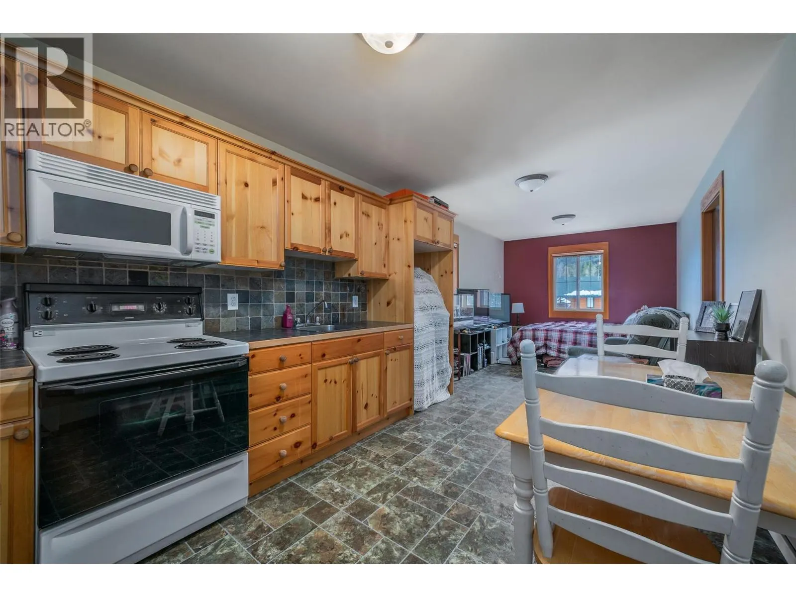 95 & 105 Dale Avenue