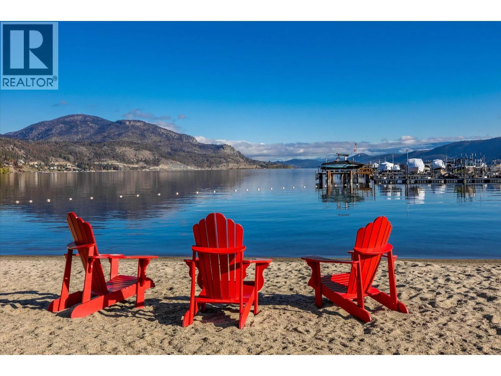 1675 HARBOUR VIEW Crescent
