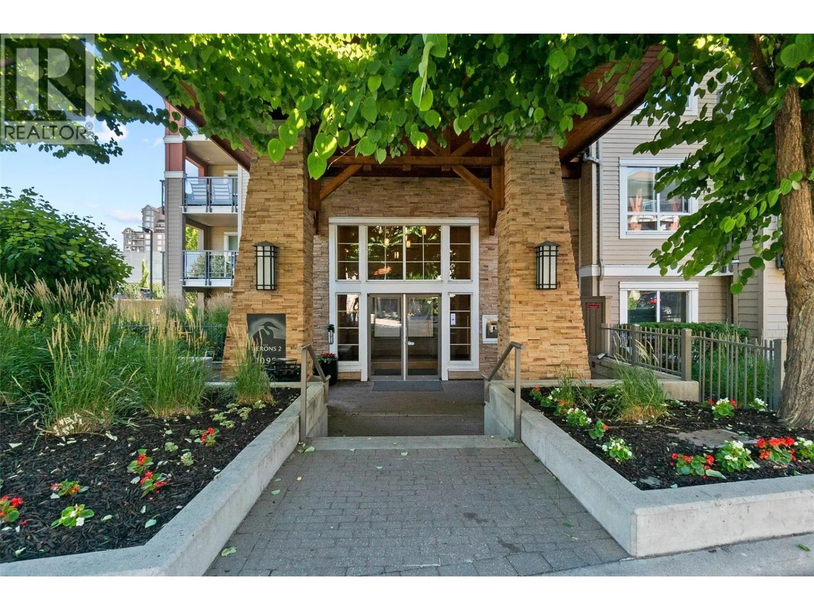 1099 Sunset Drive