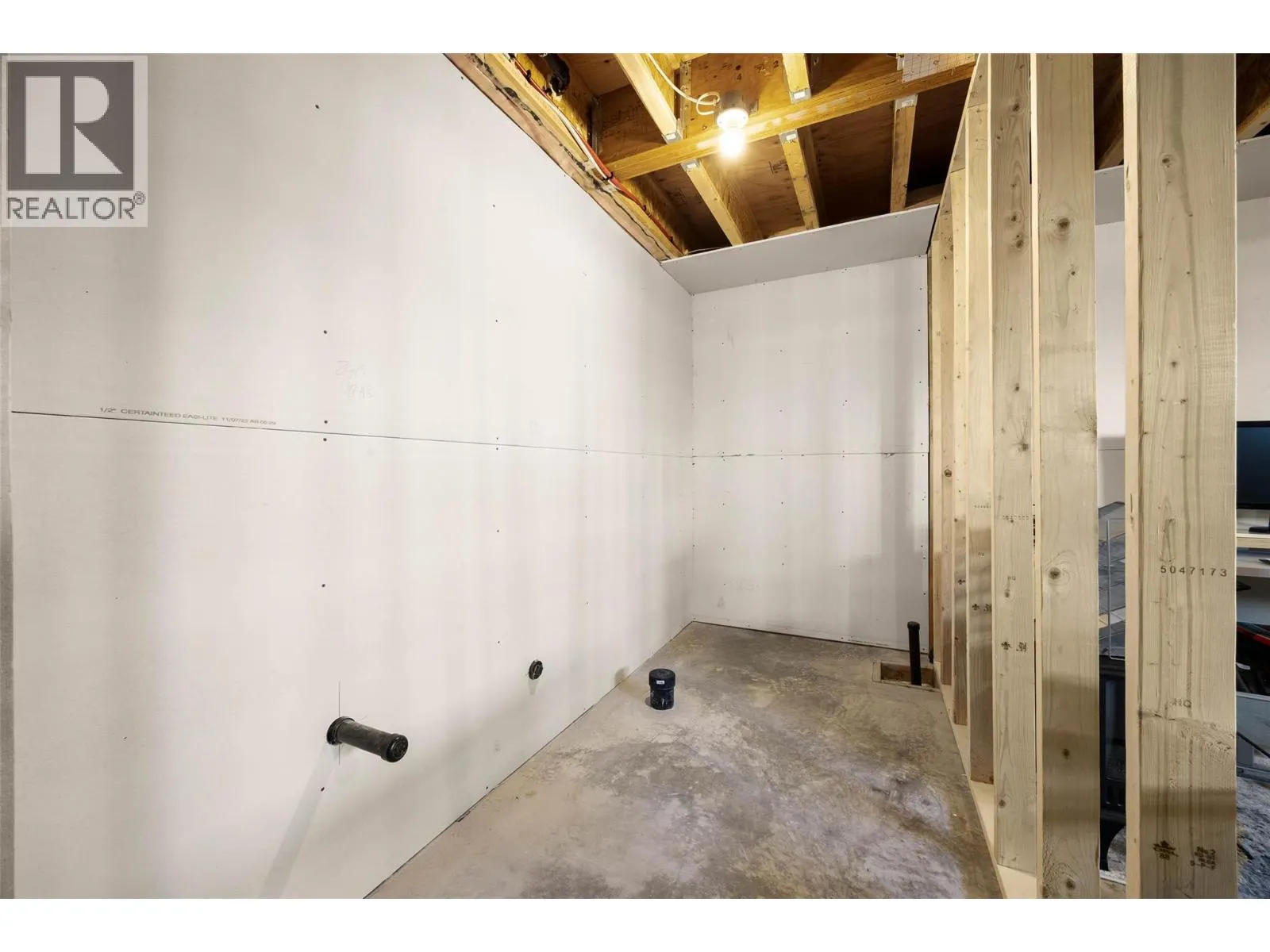 321 CENTRE Avenue Unit# 102