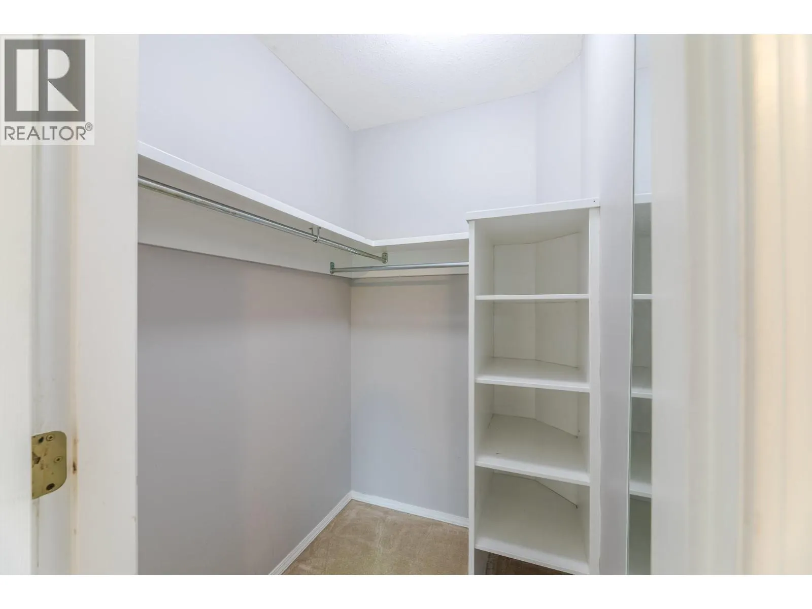 145 REDWING Place Unit# 7