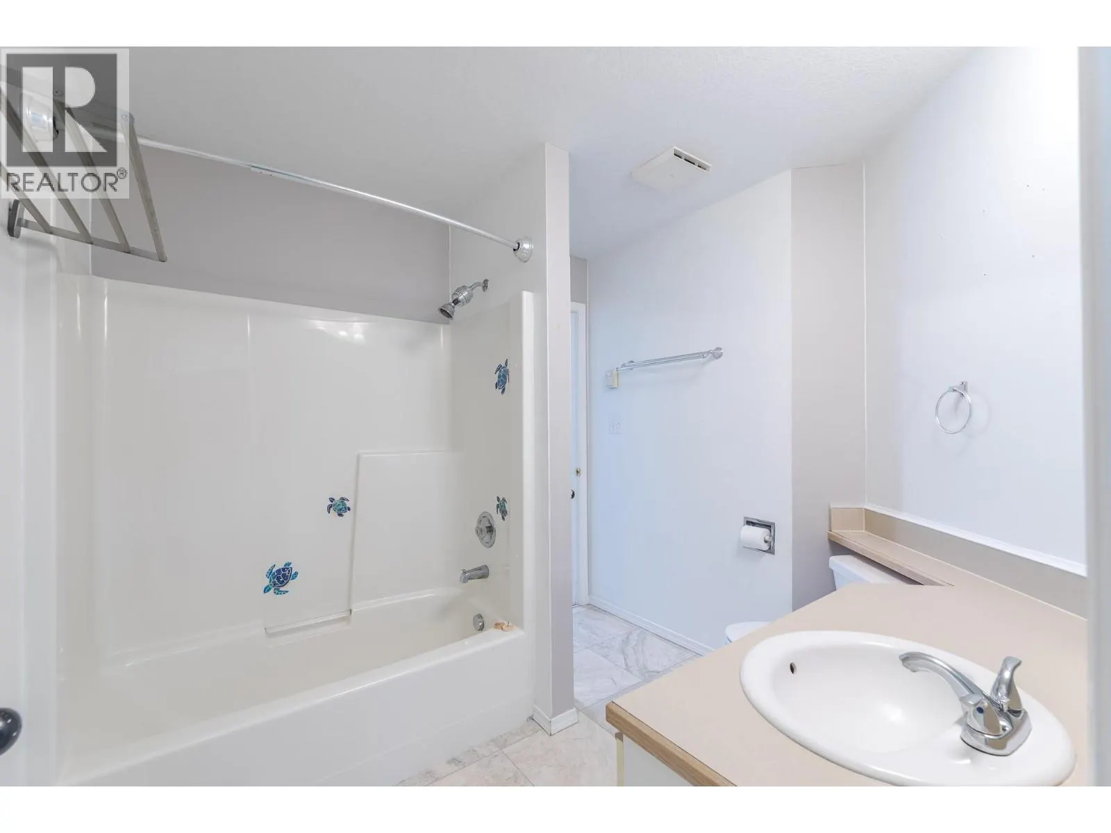 145 REDWING Place Unit# 7