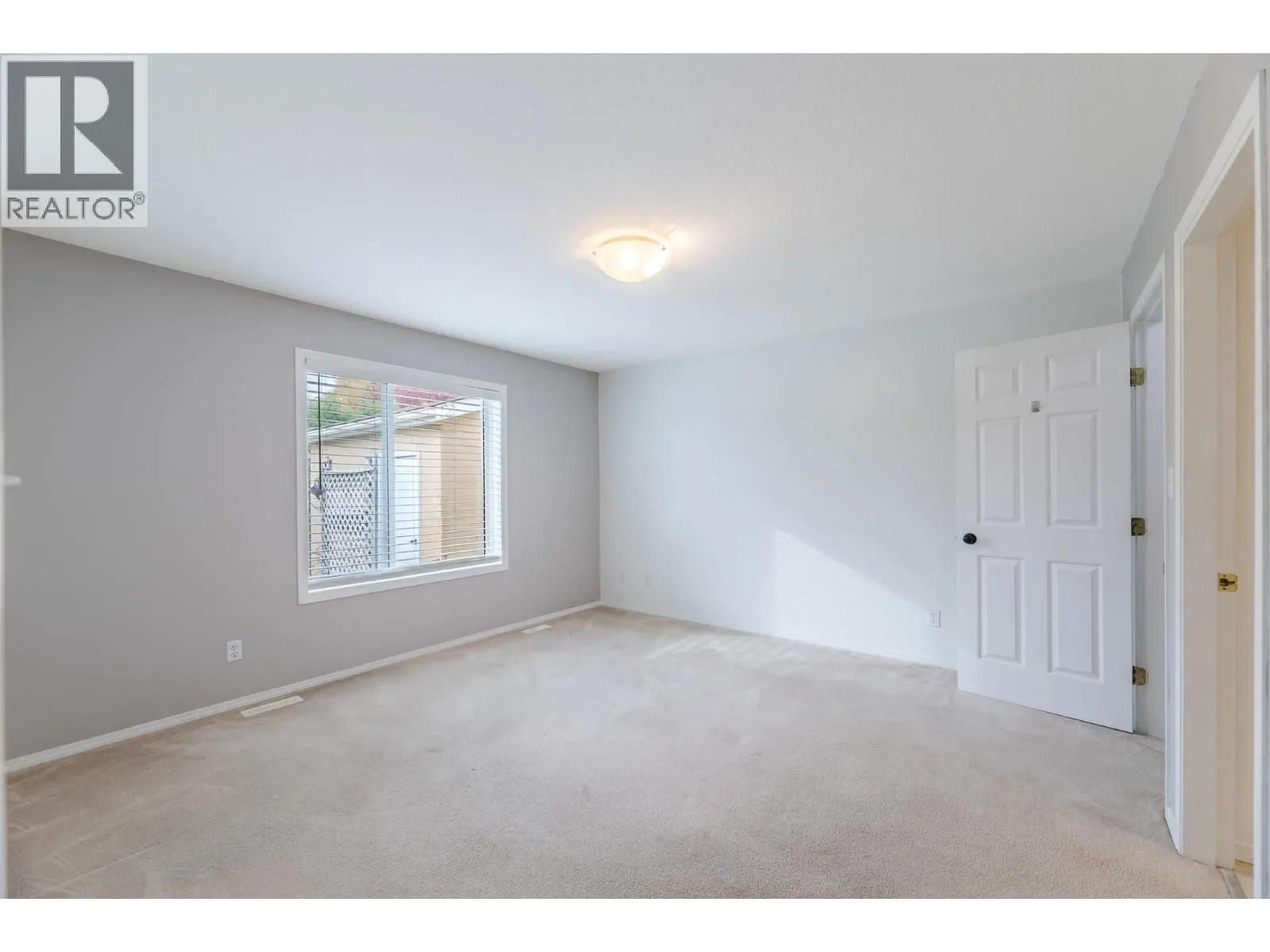 145 REDWING Place Unit# 7