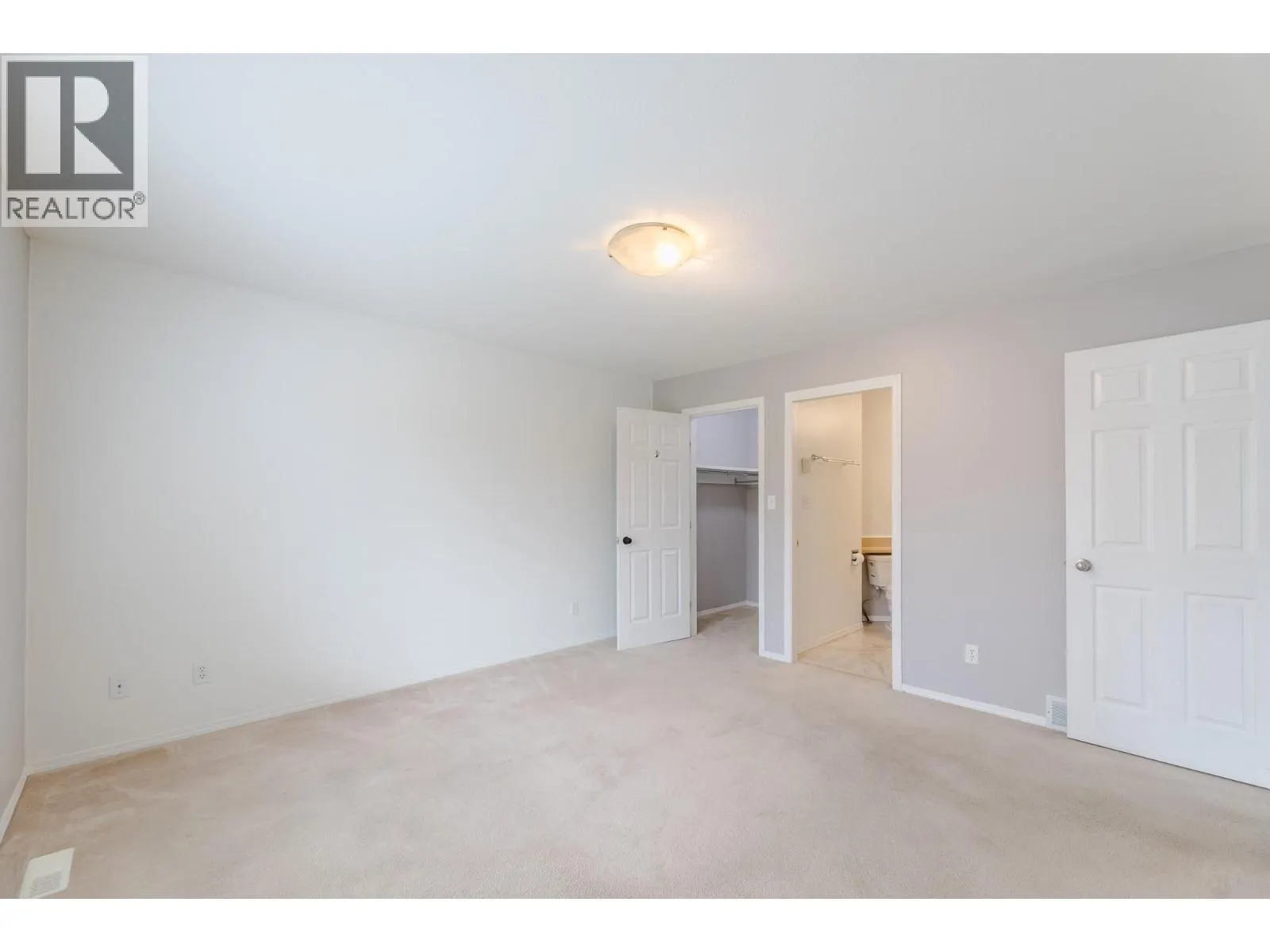 145 REDWING Place Unit# 7