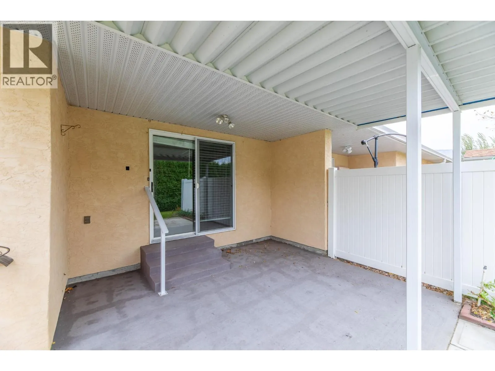 145 REDWING Place Unit# 7