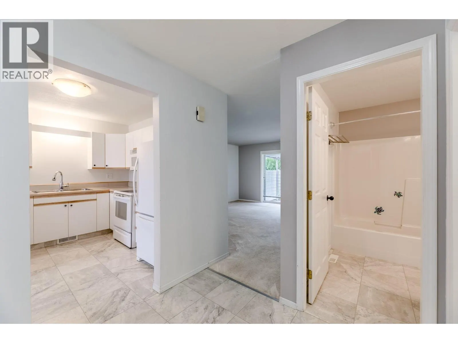 145 REDWING Place Unit# 7