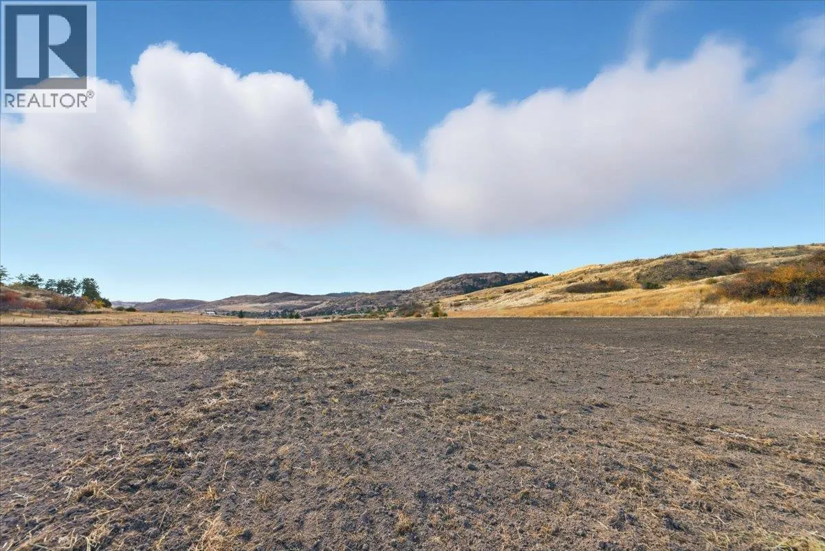 6924 / 6926 Old Kamloops Road