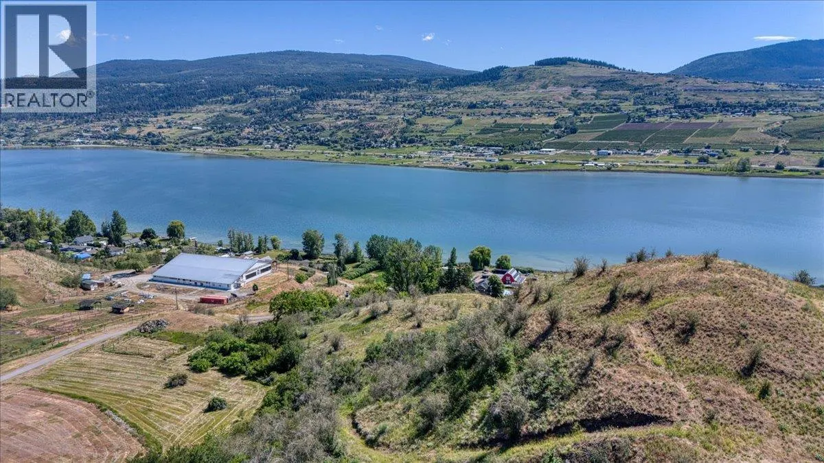 6924 / 6926 Old Kamloops Road