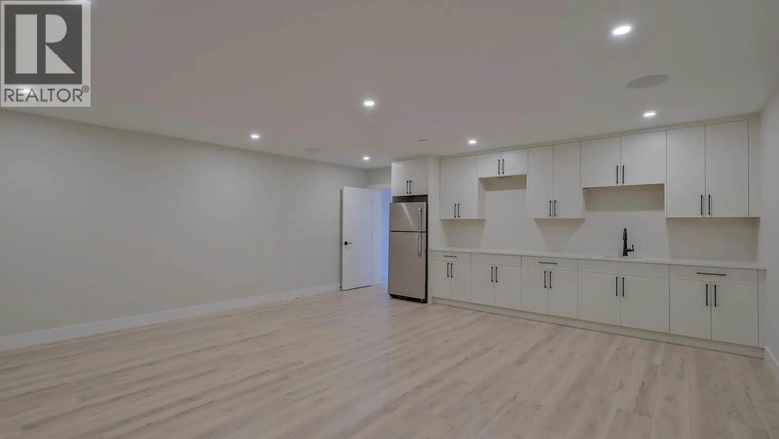 937 Royal Troon Lane