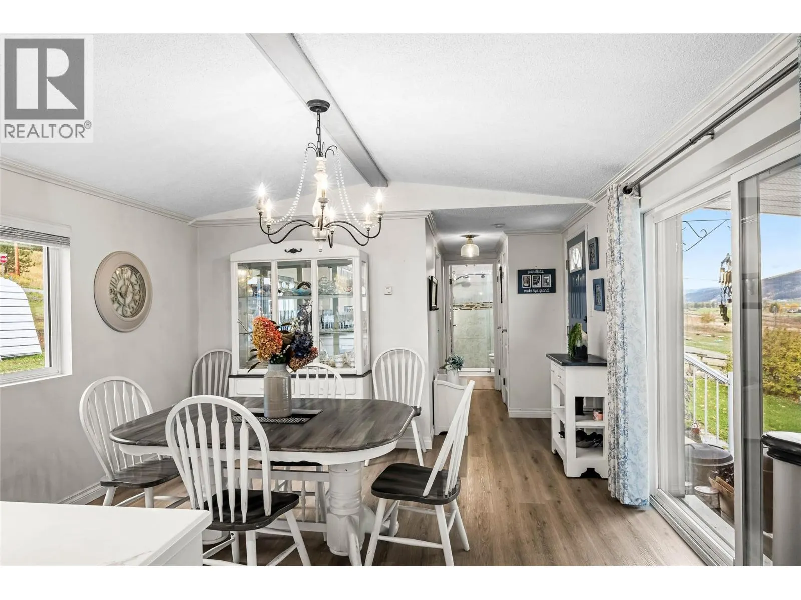 185 Hoovers Ferry Road