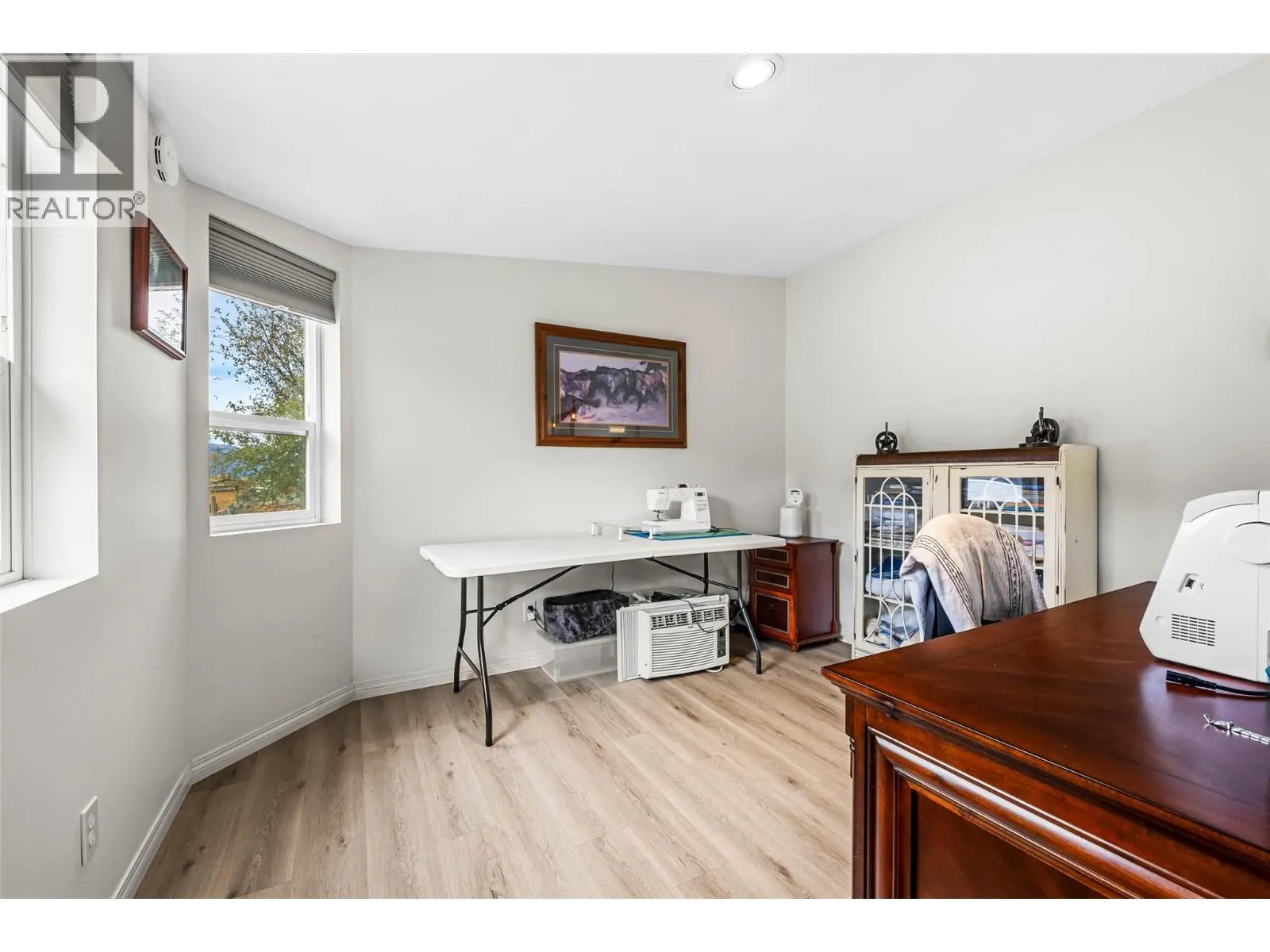 185 Hoovers Ferry Road
