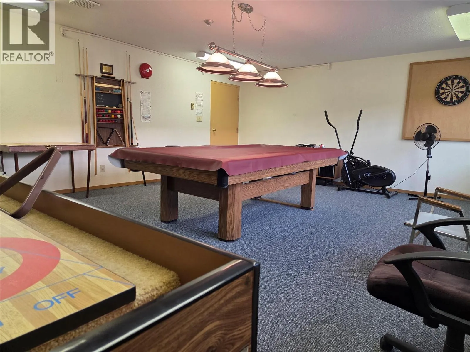 284 YORKTON Avenue Unit# 404