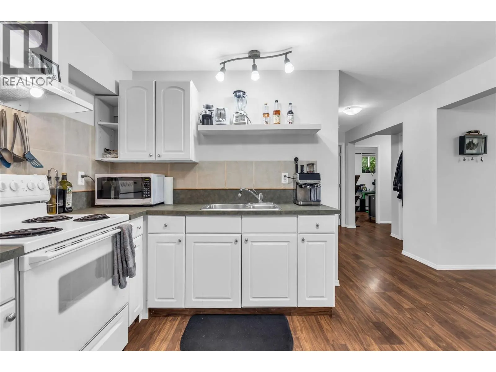 5738 Goudie Road