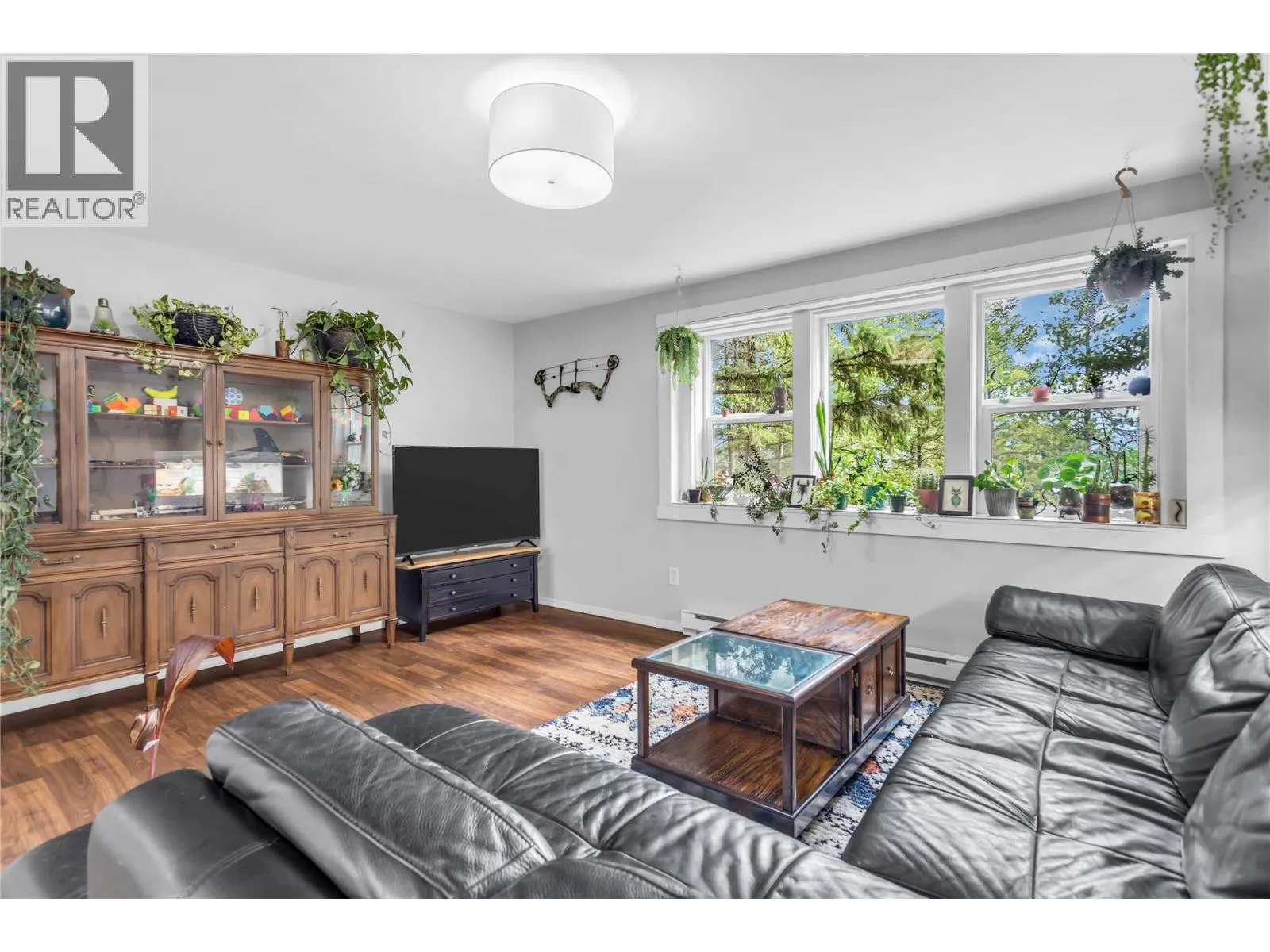 5738 Goudie Road