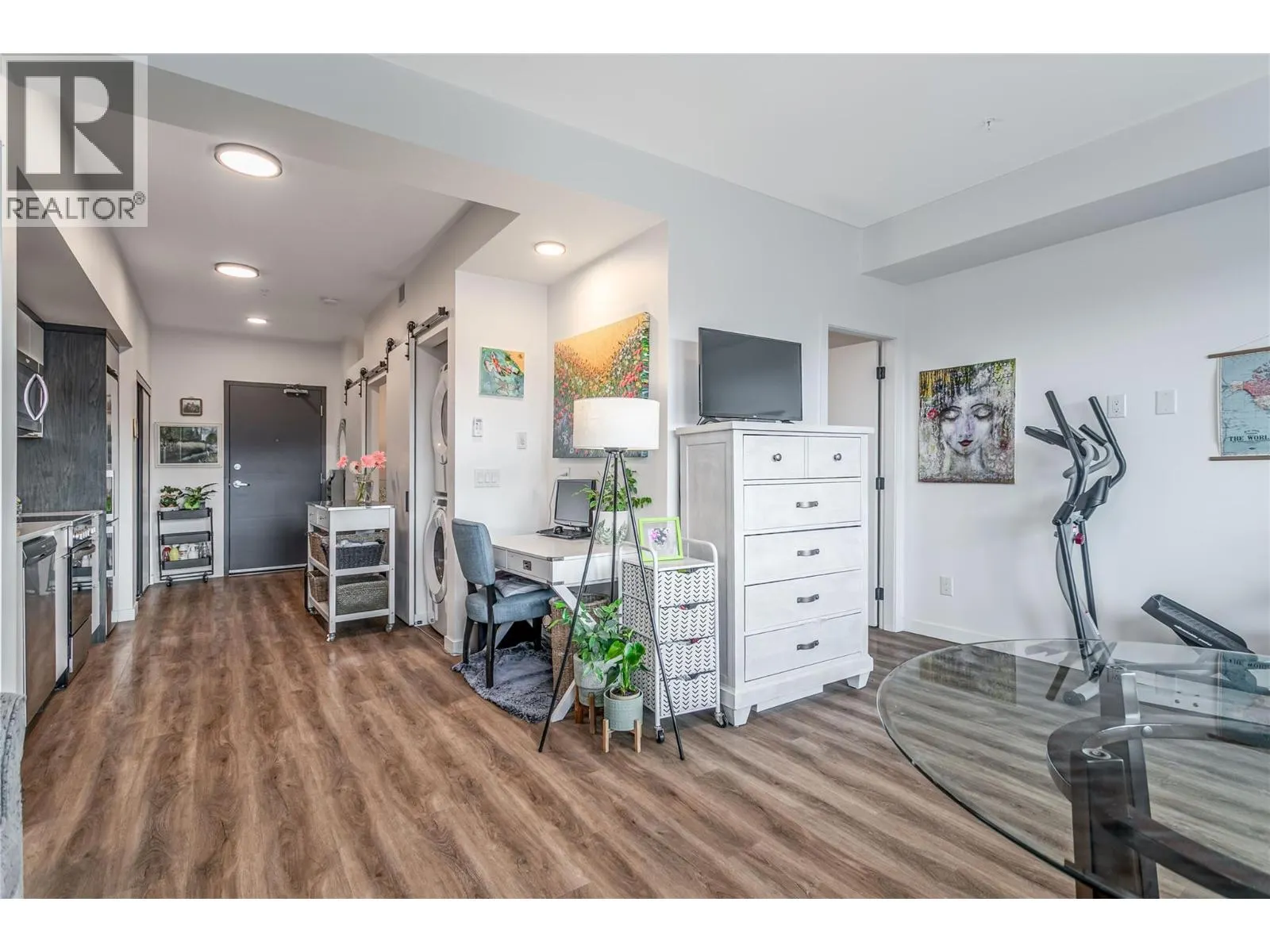 615 Rutland Road N Unit# 411