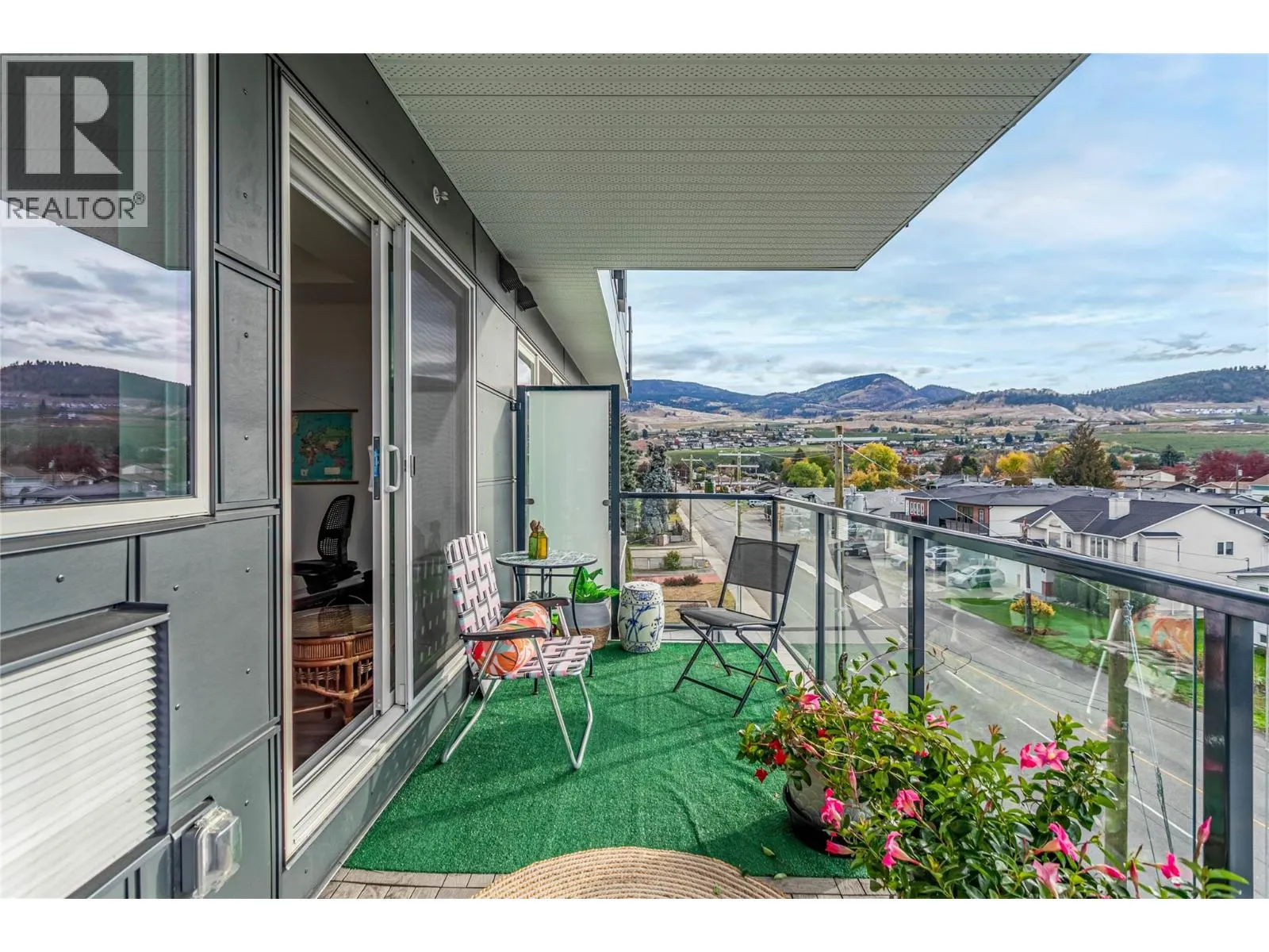 615 Rutland Road N Unit# 411