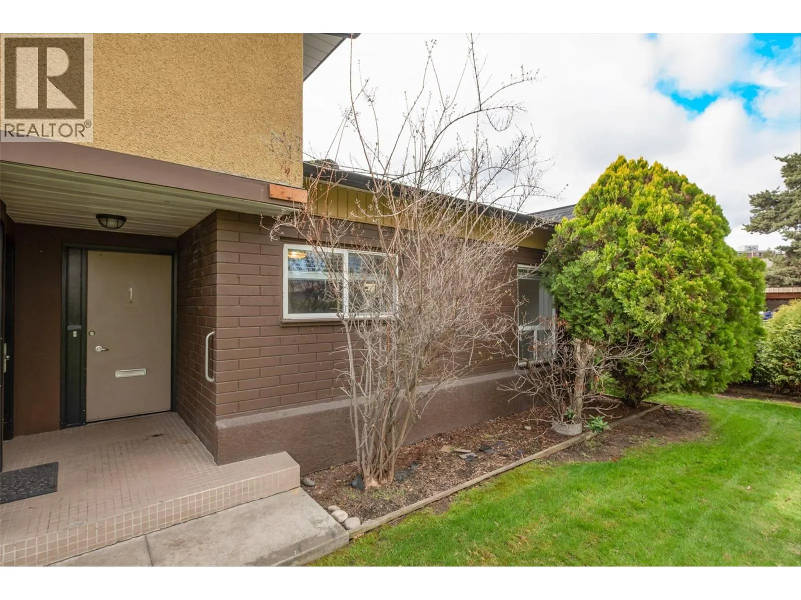 1291 Bernard Avenue Unit# 1