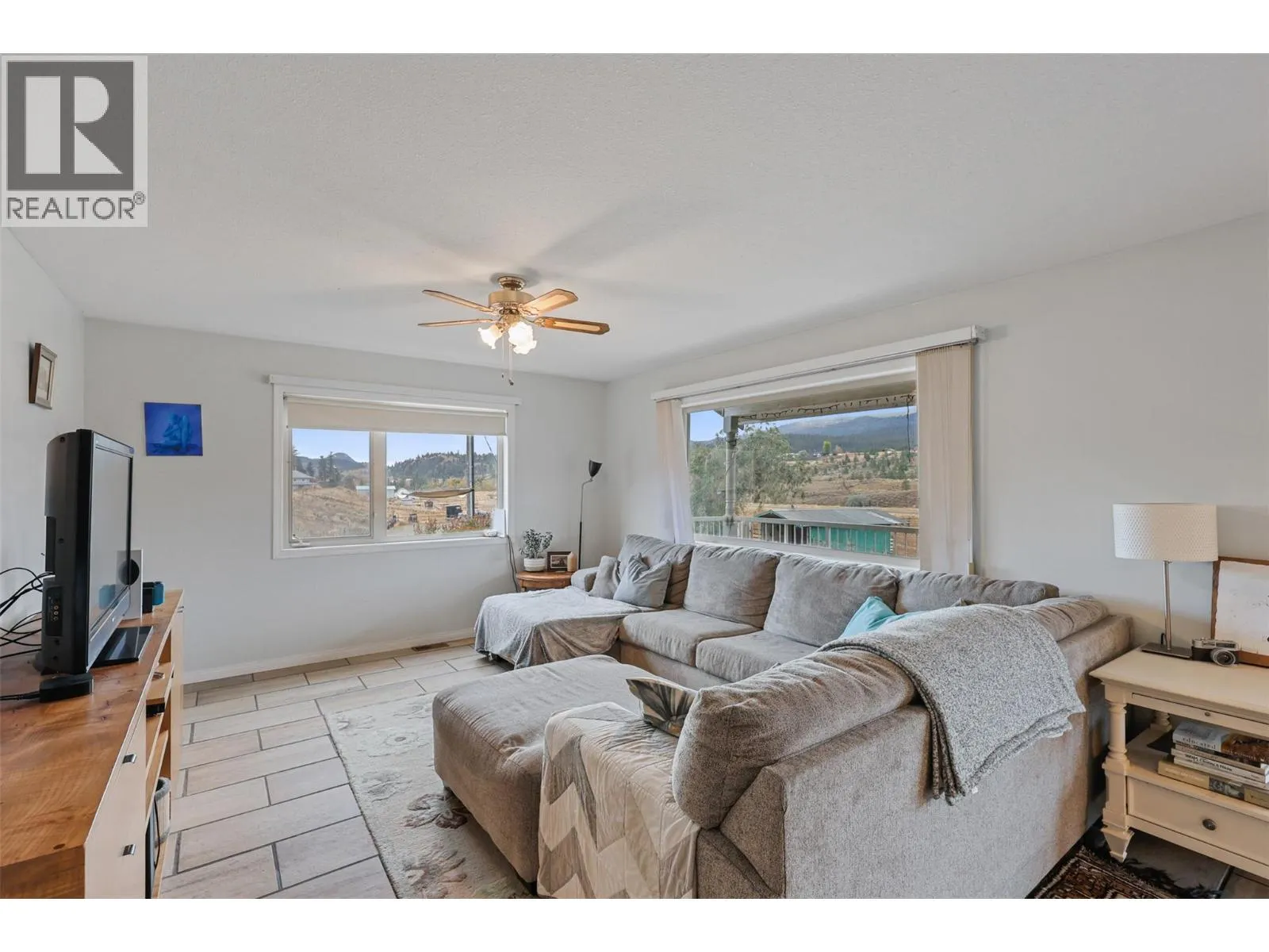 5849 BUCKHORN Road