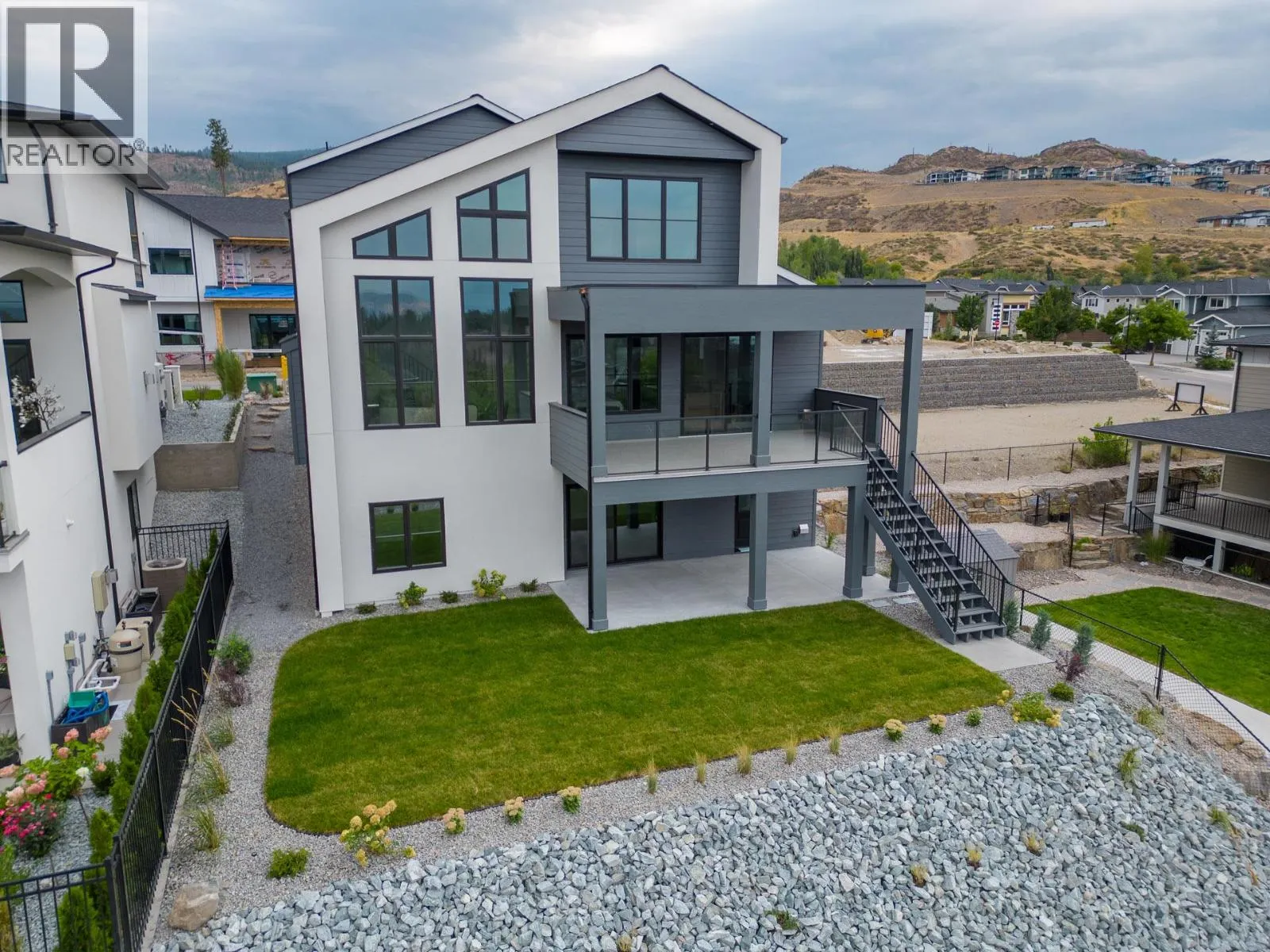 4964 Bucktail Lane