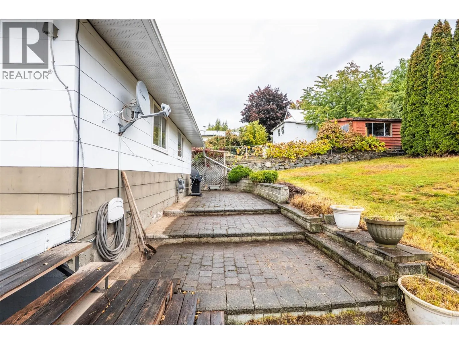714 Robson Street