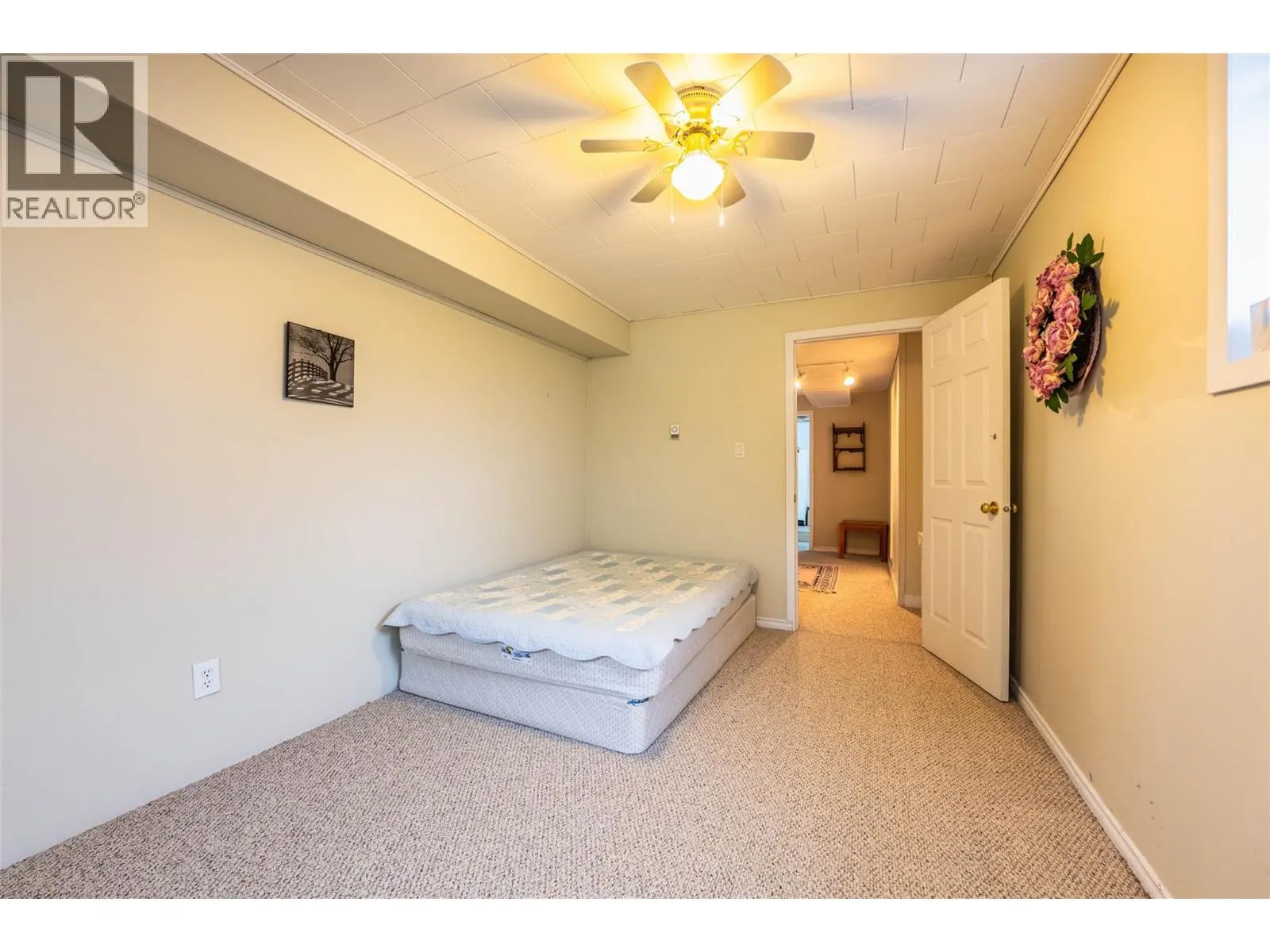714 Robson Street
