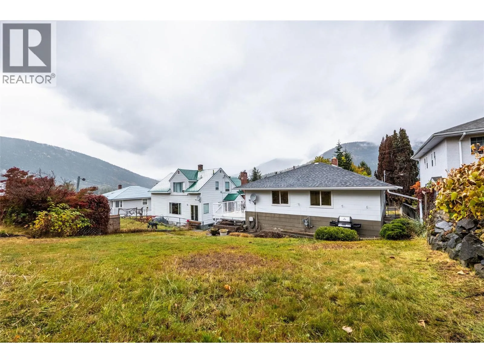 714 Robson Street