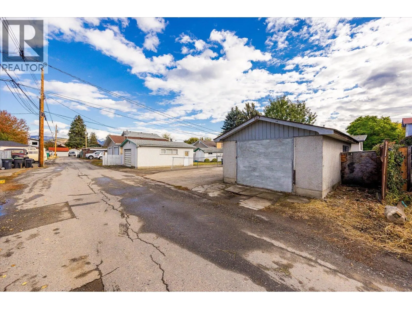 836 Cawston Avenue