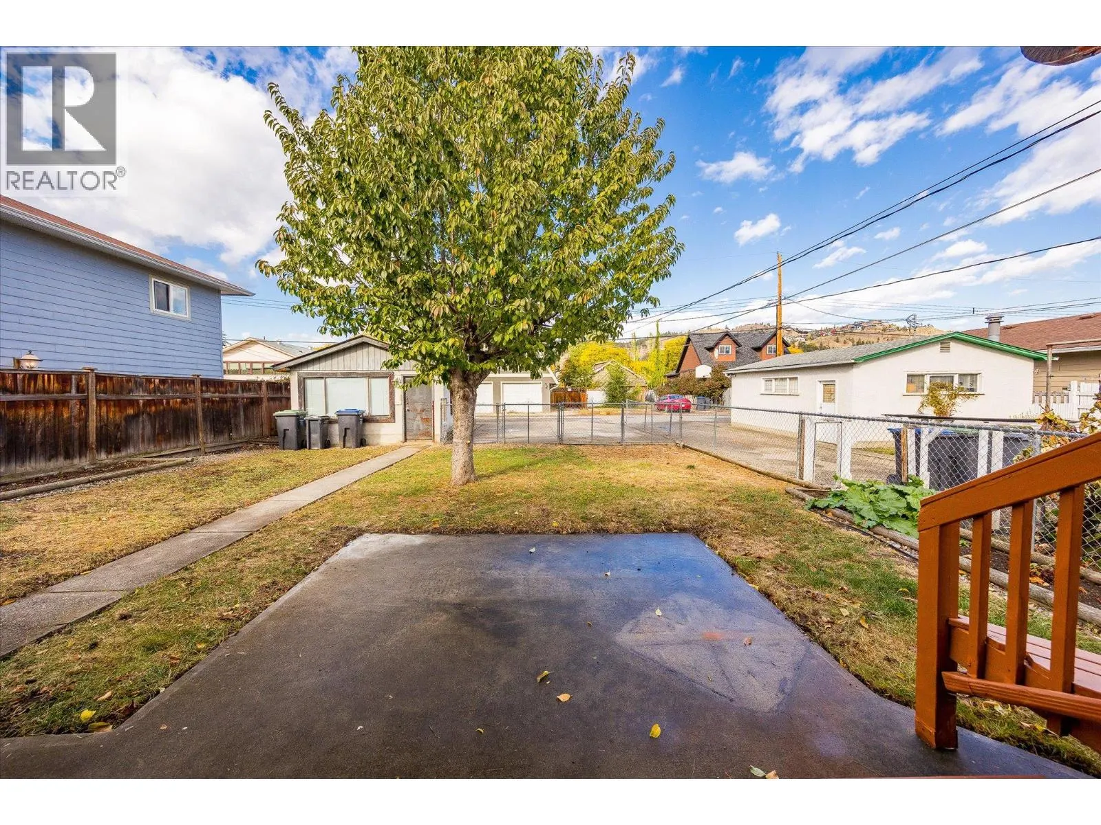 836 Cawston Avenue