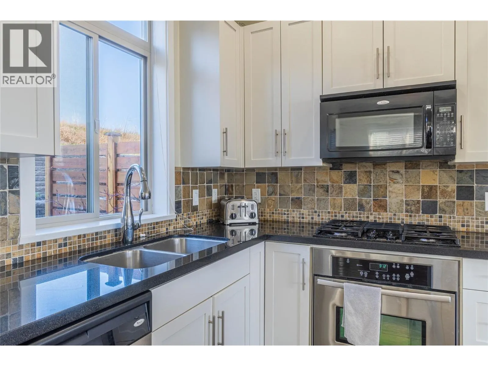 175 Holloway Drive Unit# 19