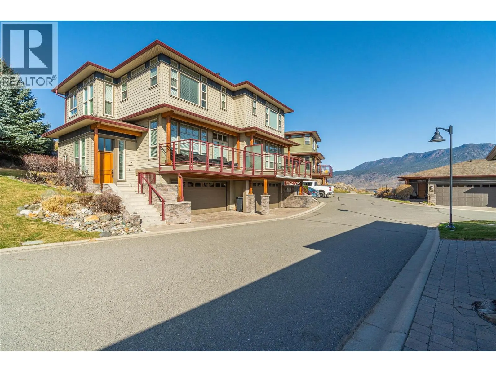 175 Holloway Drive Unit# 19