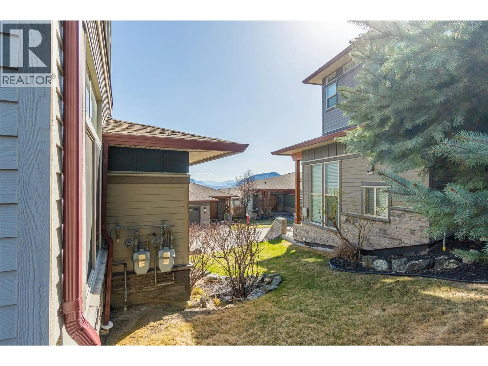 175 Holloway Drive Unit# 19