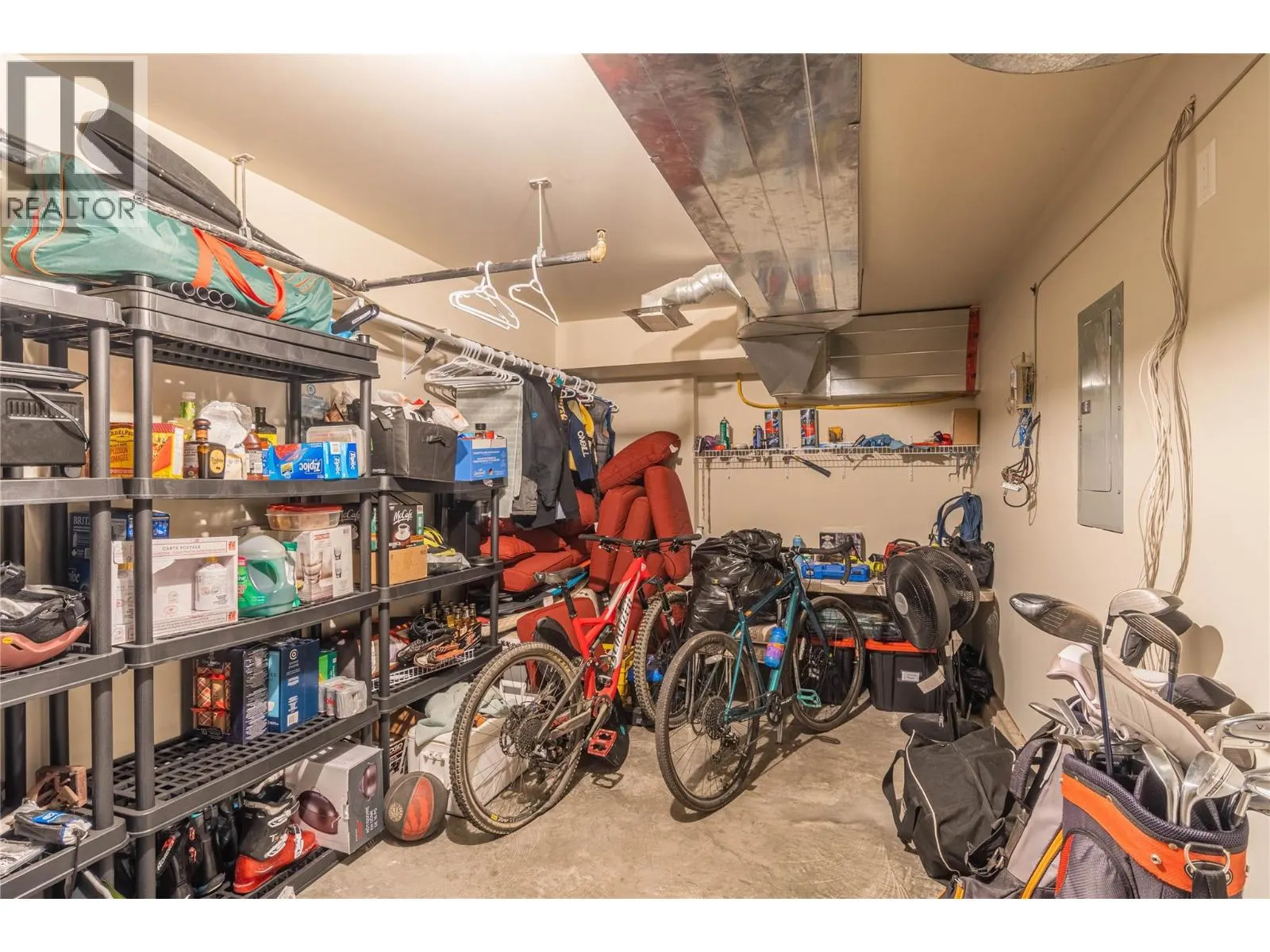 175 Holloway Drive Unit# 19