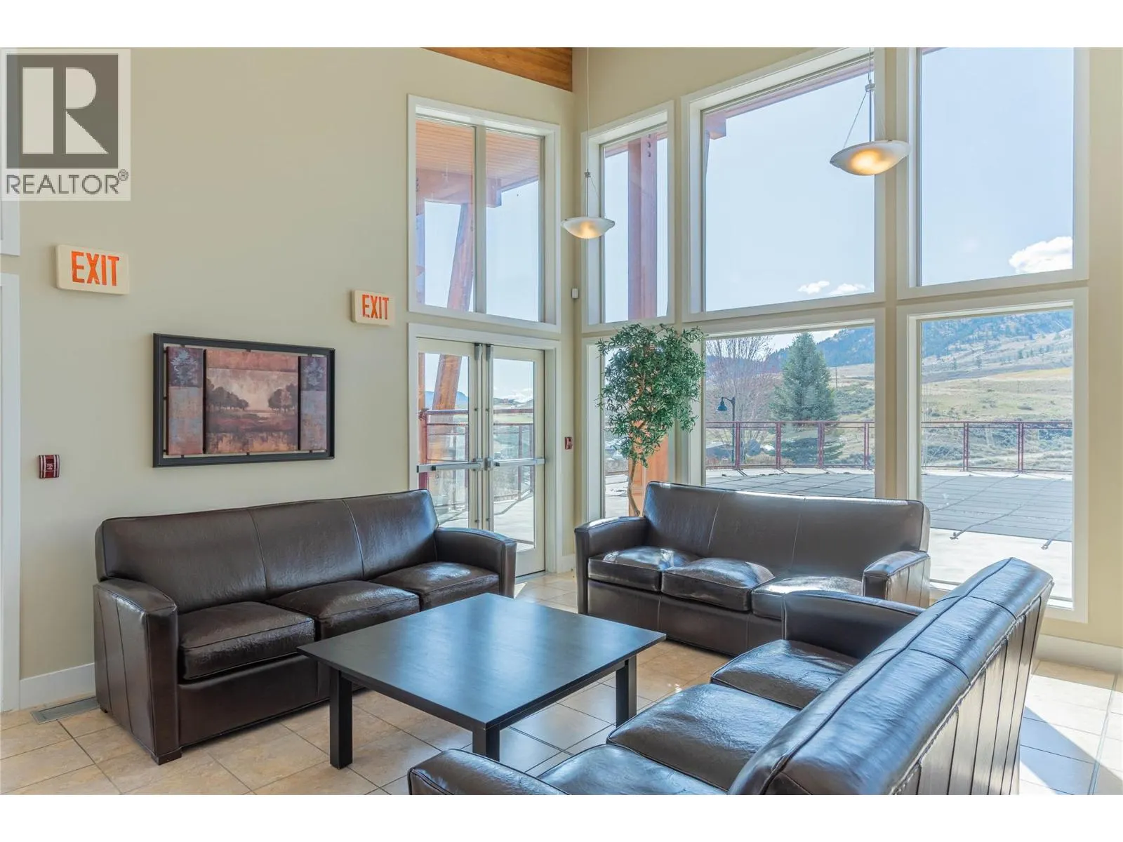 175 Holloway Drive Unit# 19