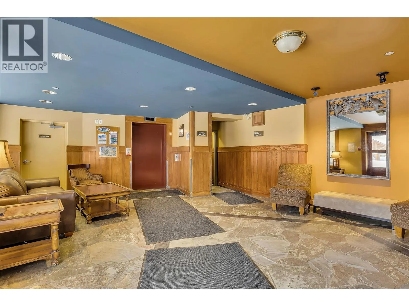 5275 Big White Road Unit# 304