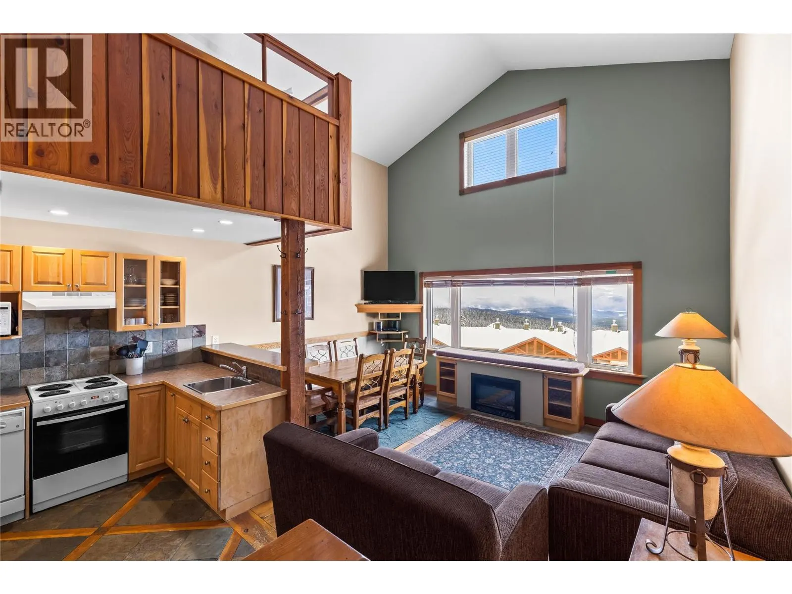 5275 Big White Road Unit# 304