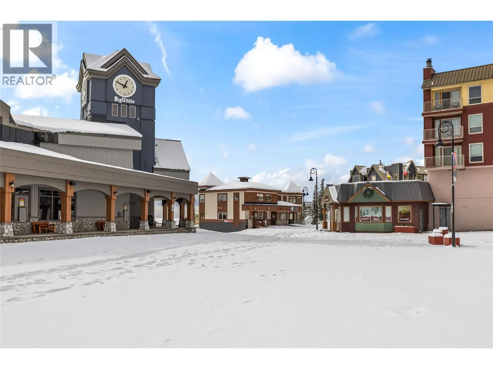 5275 Big White Road Unit# 304
