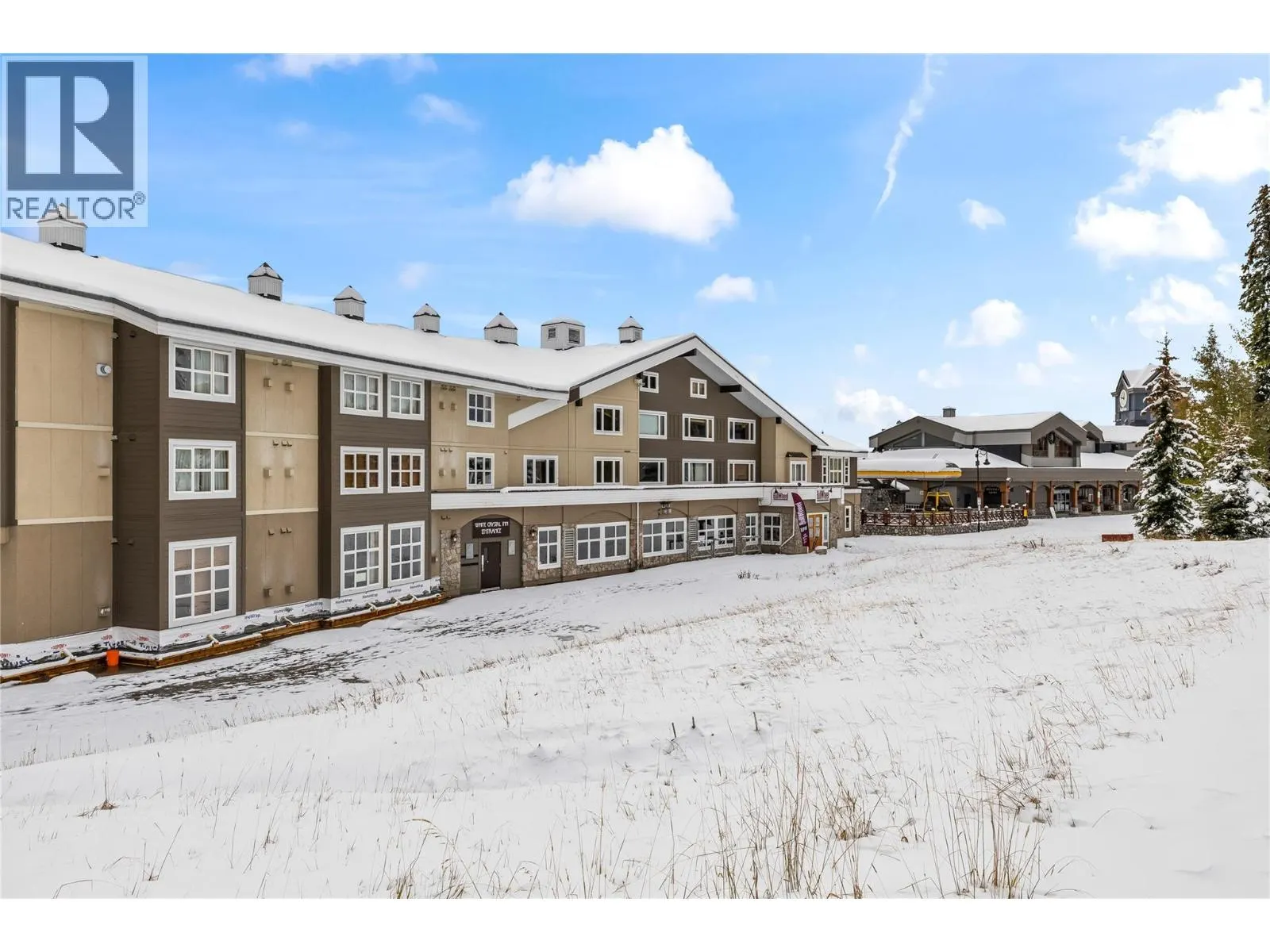 5275 Big White Road Unit# 304