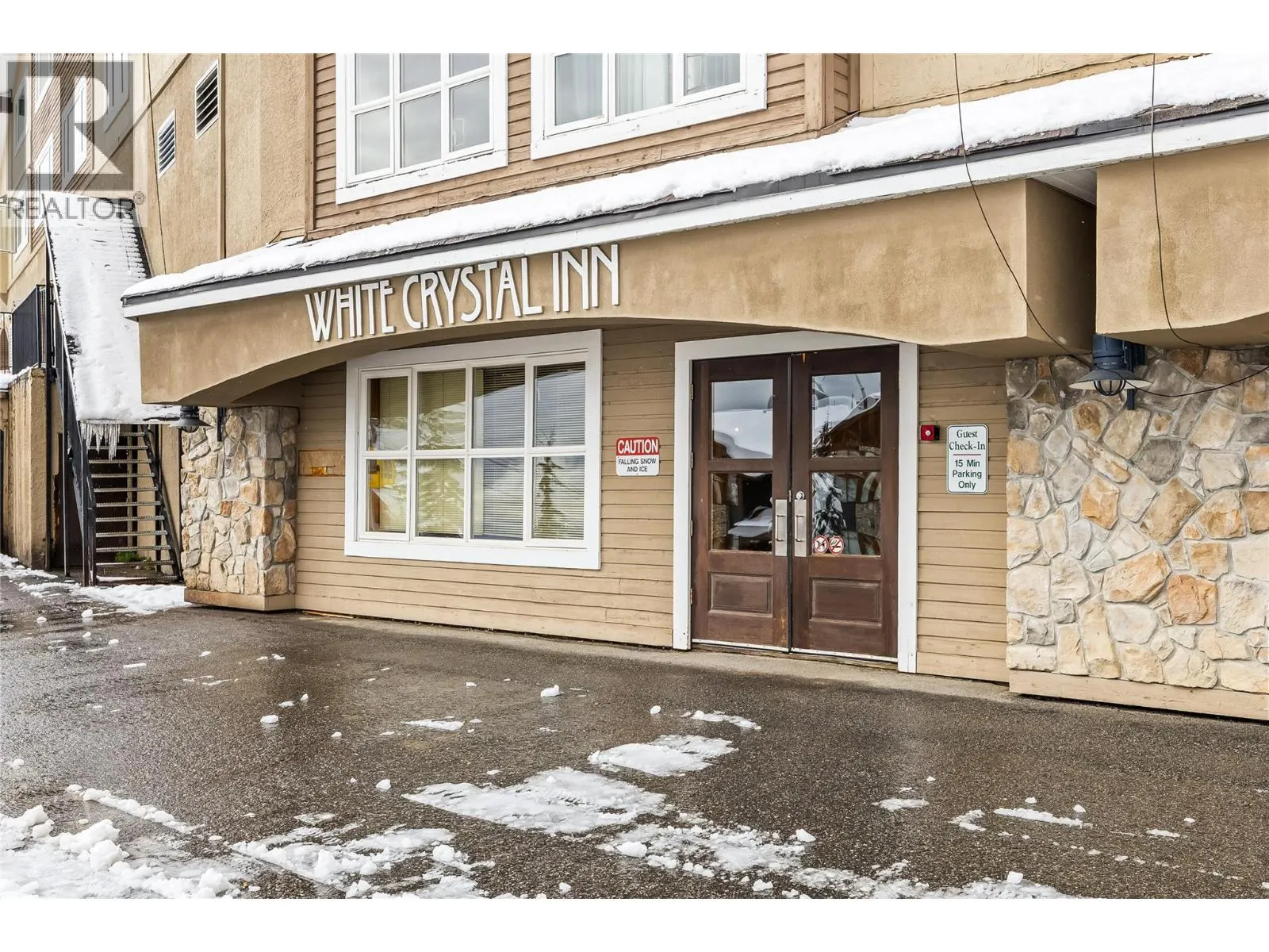 5275 Big White Road Unit# 304