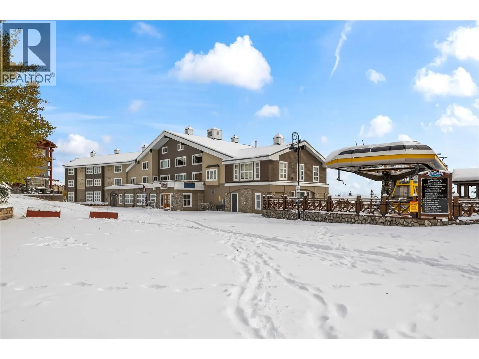 5275 Big White Road Unit# 304