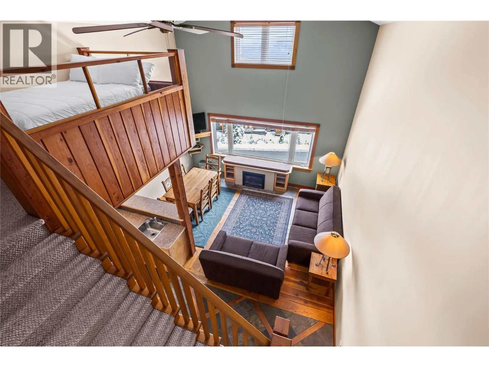 5275 Big White Road Unit# 304