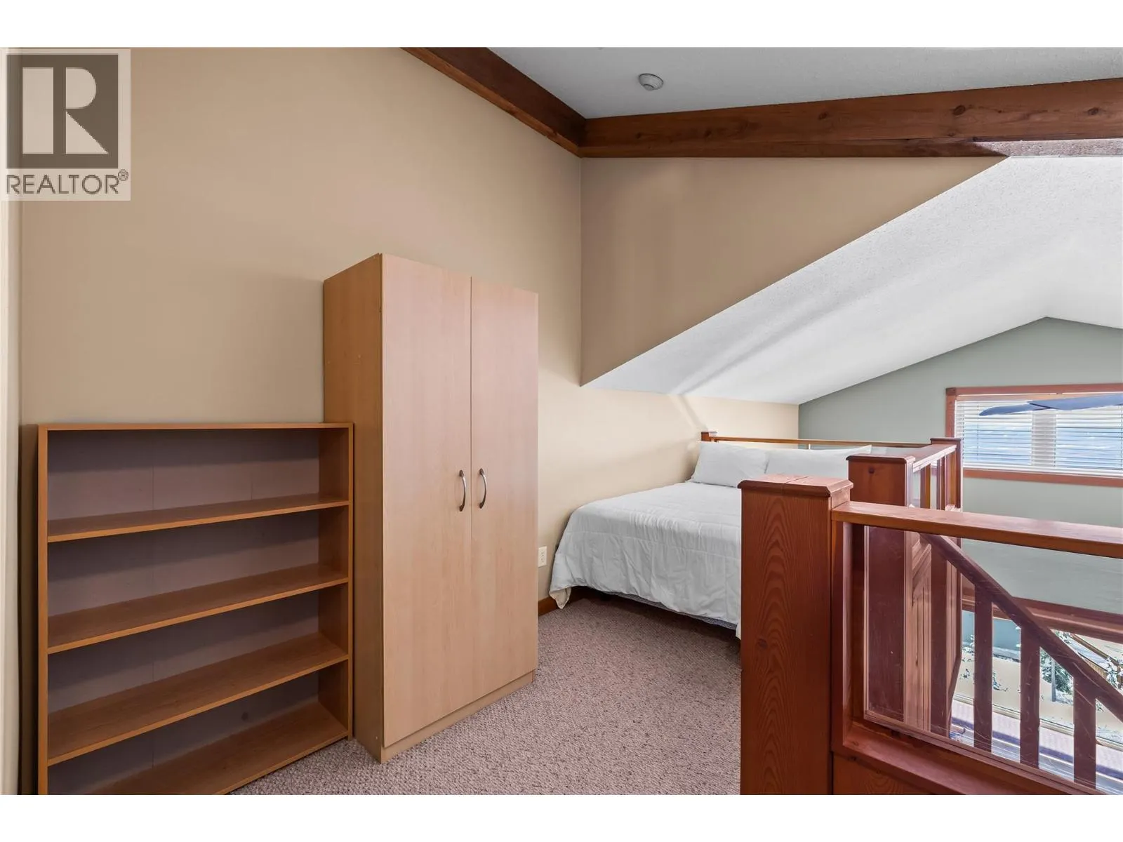 5275 Big White Road Unit# 304