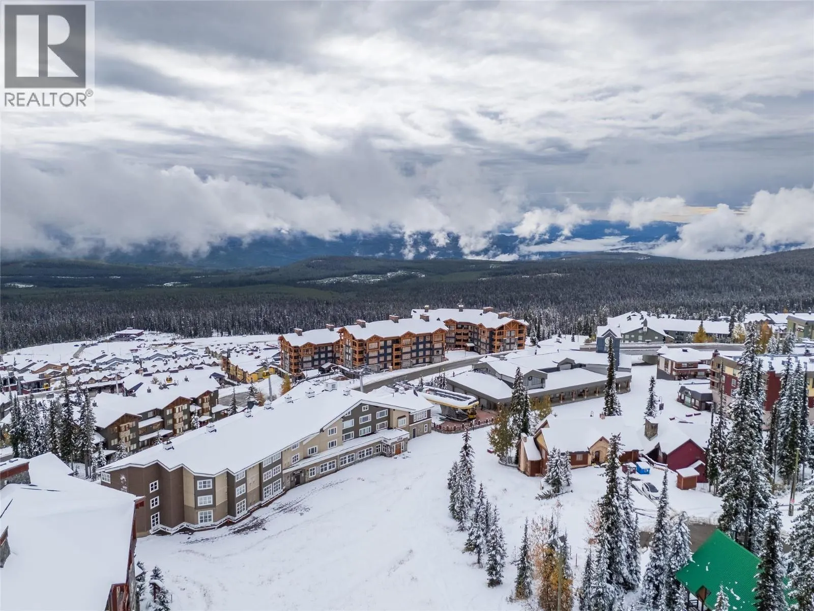 5275 Big White Road Unit# 304