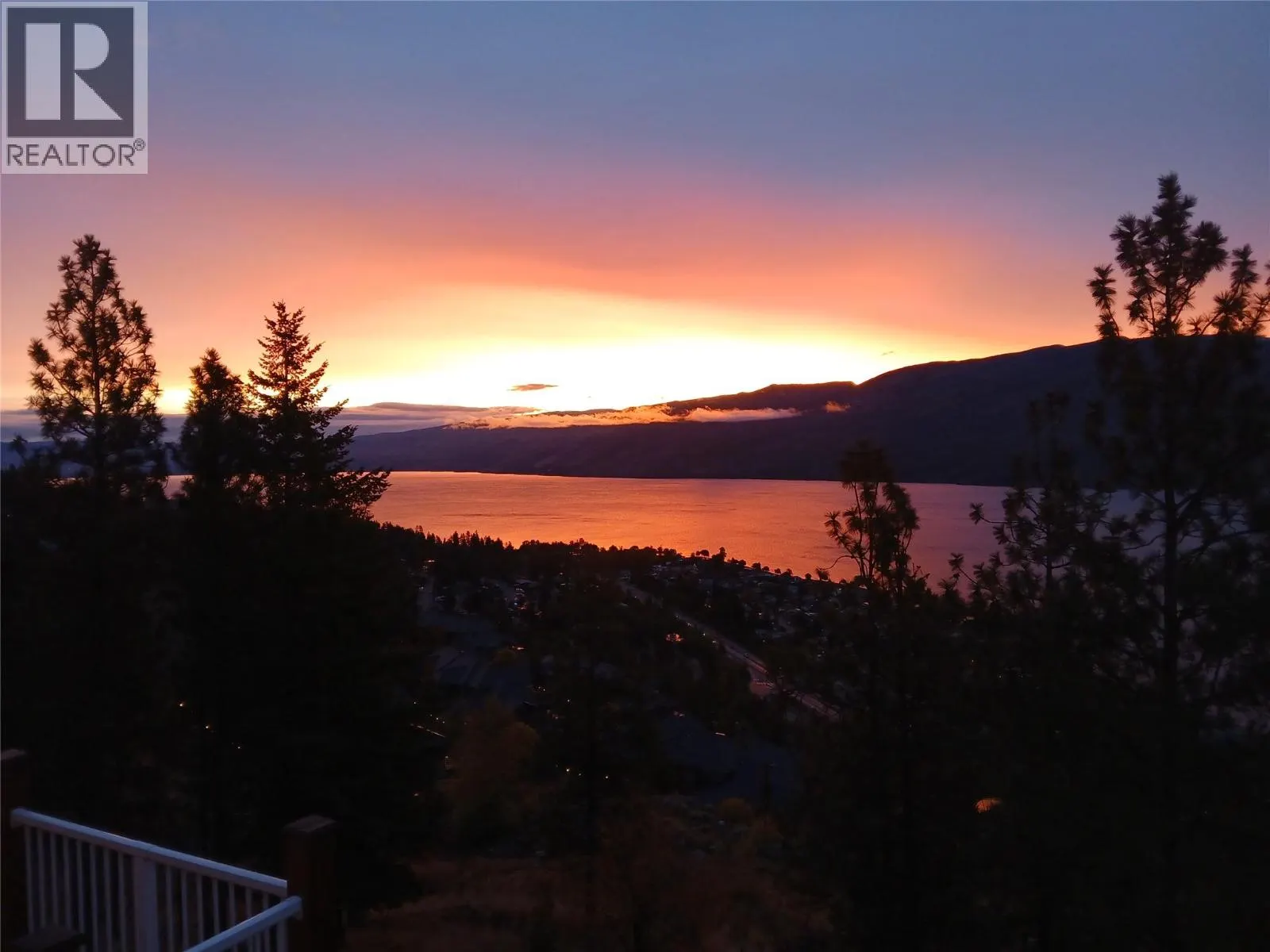 4450 Ponderosa Drive Unit# 204