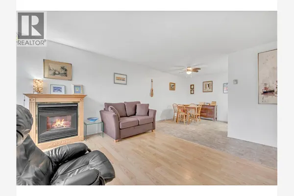 703 Granville Avenue Unit# 104