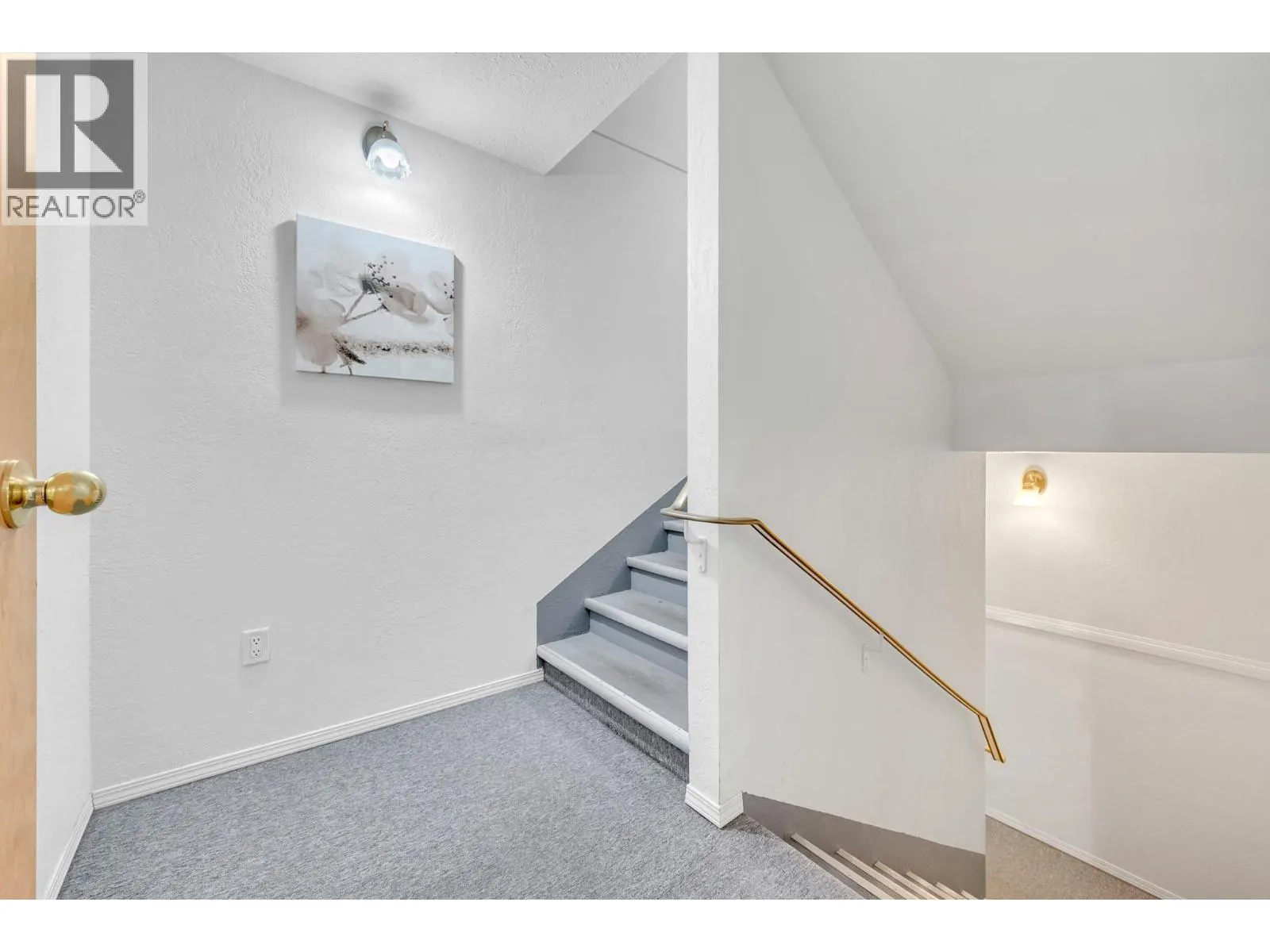 703 Granville Avenue Unit# 104