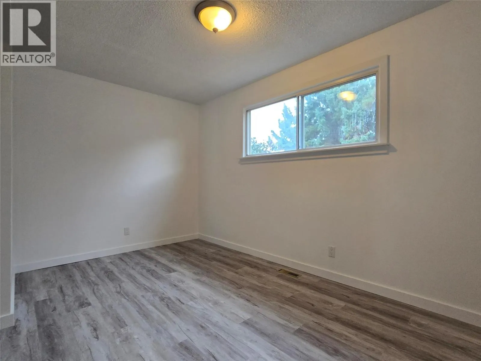 1584 Stage Road