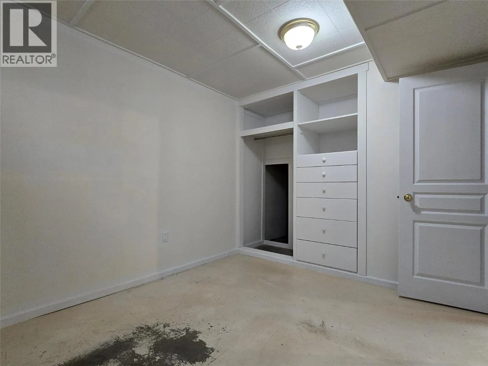 1584 Stage Road